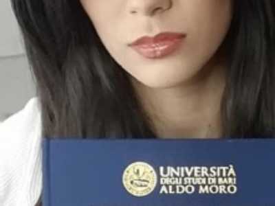 �Erano in 91 le persone che ci seguivano e i miei parenti erano tutti l� ci spiega Incoronata, 23 anni, originaria di Melfi -. Di certo se la mia seduta fosse stata �tradizionale� non avrei potuto avere la mia famiglia al completo�